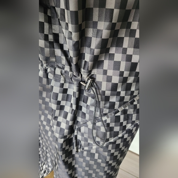 Armani Collezioni Patterned Rain Coat - Size 8 - Picture 13 of 14